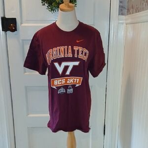 Nike Maroon Standard Fit T-Shirt